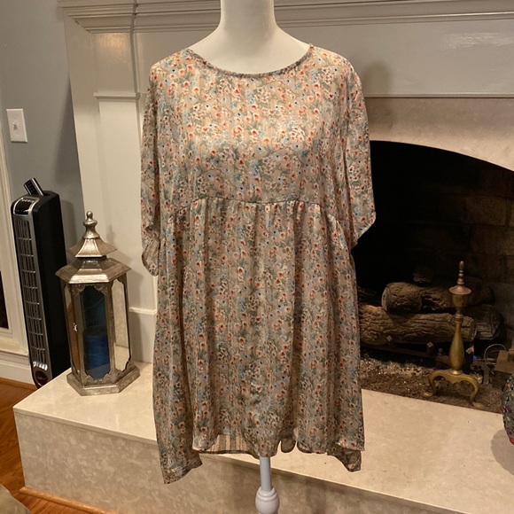 Cozy Casual Tops - Cozy Co. by Cozy Casual top with gold metallic decoration size 3X NWOT